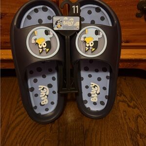 Unisex Slide Sandals - Navy and Blue